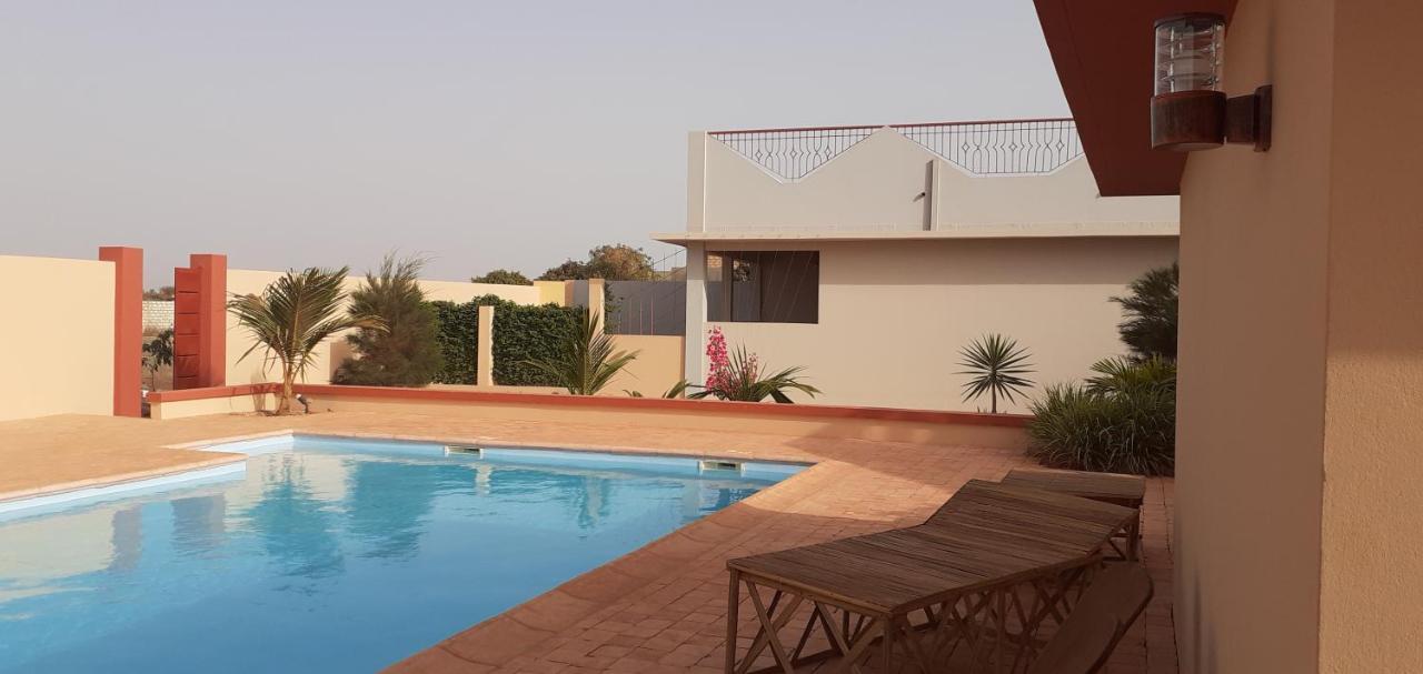 Dekk Jamm, Ou L'On Trouve La Paix Hotel Toubab Dialao Bagian luar foto