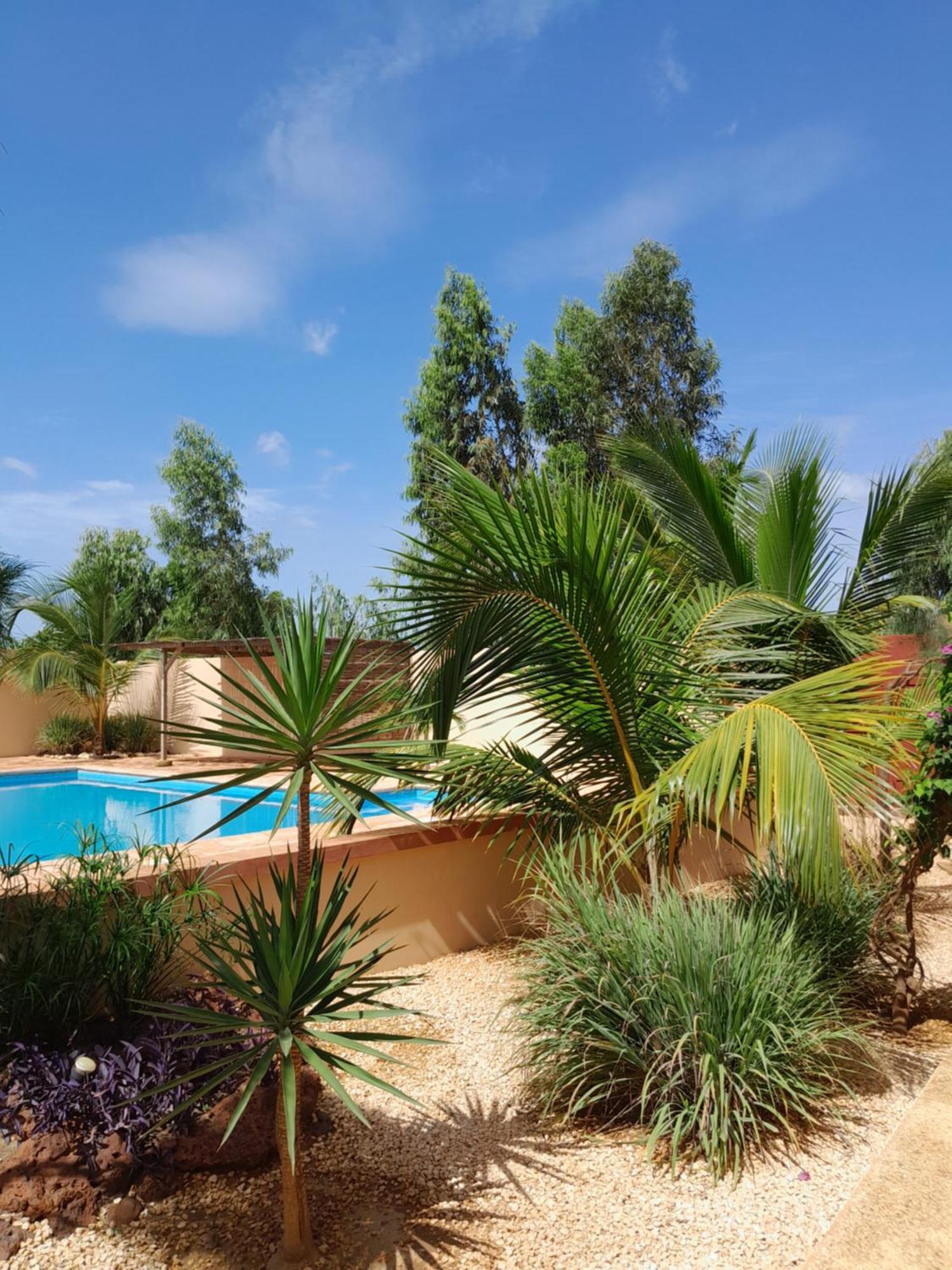 Dekk Jamm, Ou L'On Trouve La Paix Hotel Toubab Dialao Bagian luar foto